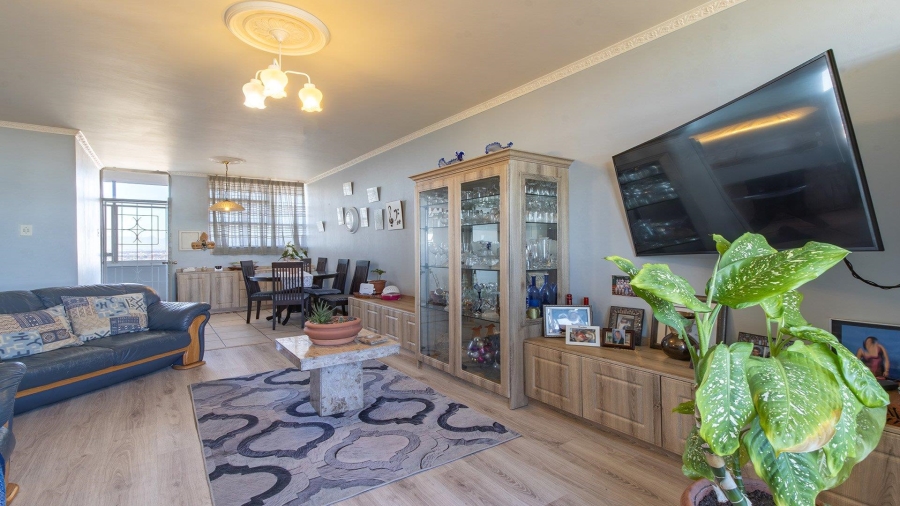 2 Bedroom Property for Sale in Townsend Estate Western Cape